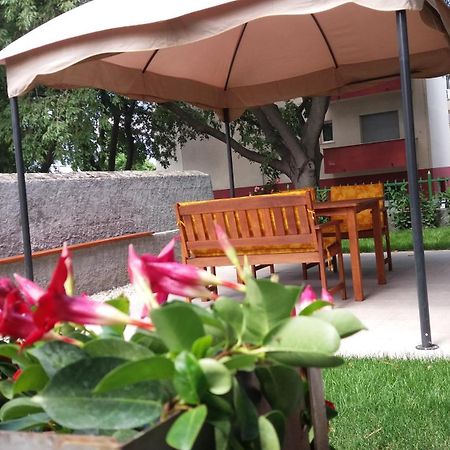Garden Apartment Vanya 斯普利特 外观 照片