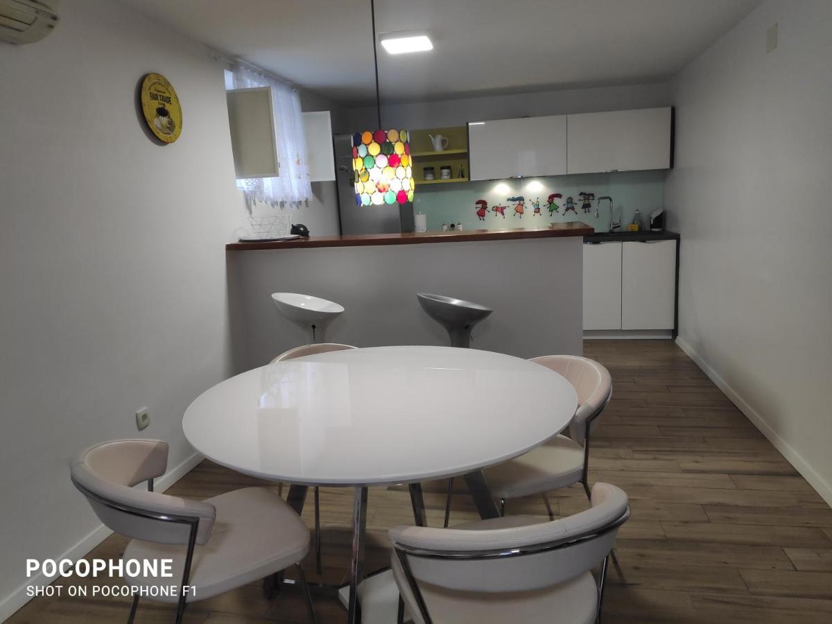 Garden Apartment Vanya 斯普利特 外观 照片