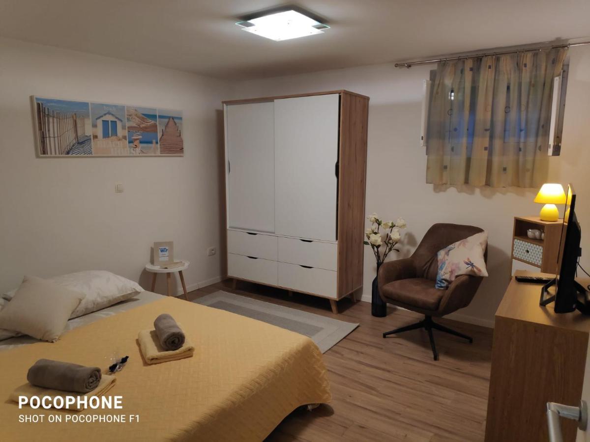 Garden Apartment Vanya 斯普利特 外观 照片