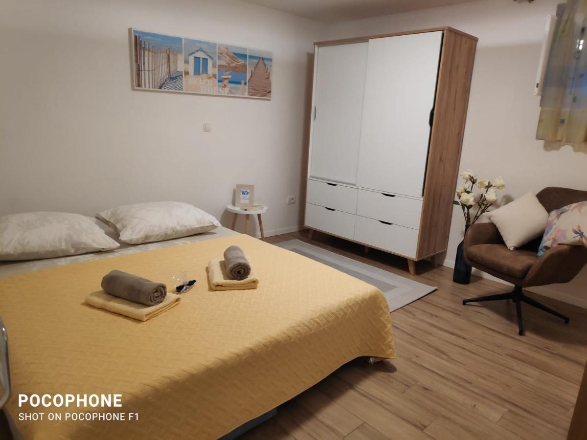 Garden Apartment Vanya 斯普利特 外观 照片